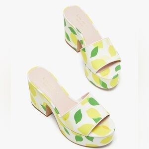 NIB Kate Spade Ibiza Printed Canvas Platform Sandals in Lemon Toss / Parchment